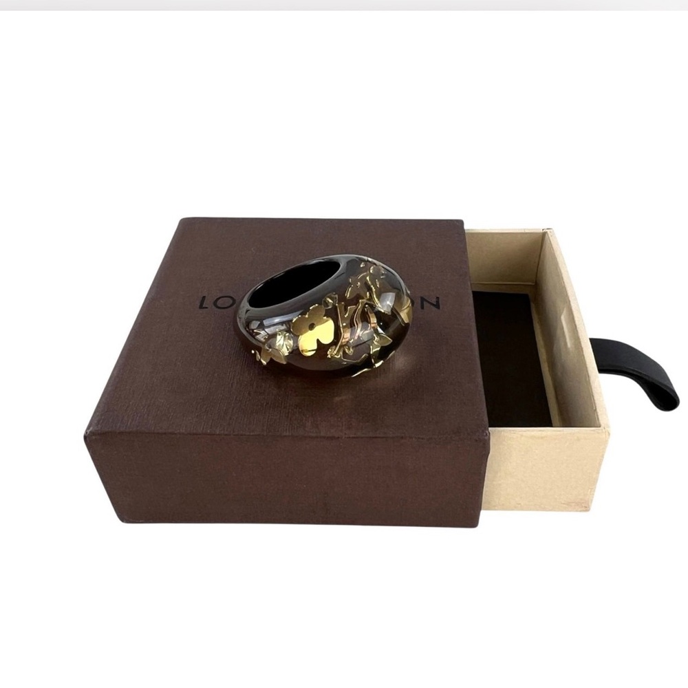 Louis Vuitton monogram inclusion ring
